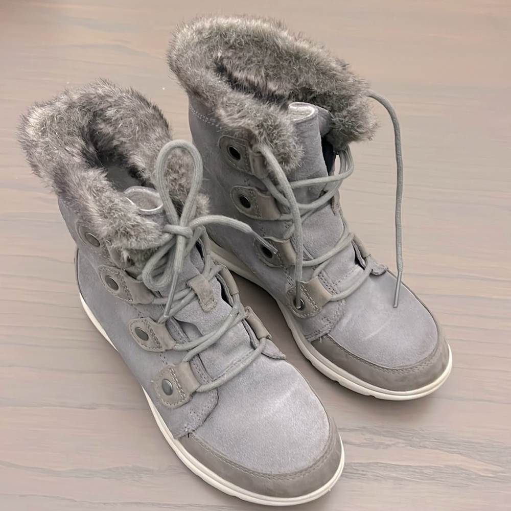 SOREL snow boots